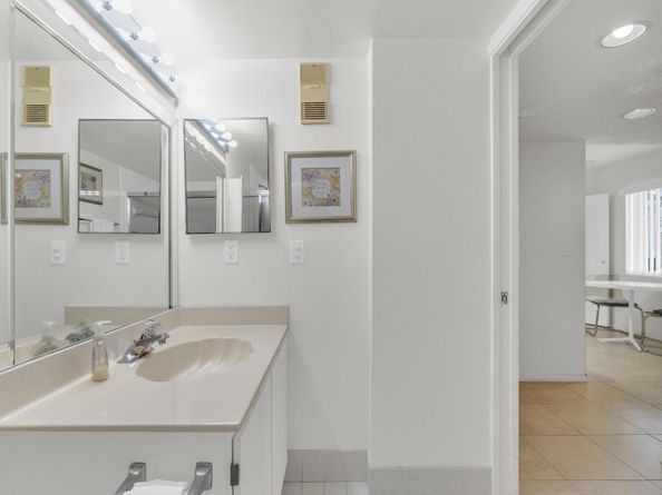 7192 Huntington Lane 407, Delray Beach FL 33446