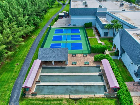 7192 Huntington Lane 407, Delray Beach FL 33446