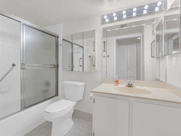 7192 Huntington Lane 407, Delray Beach FL 33446