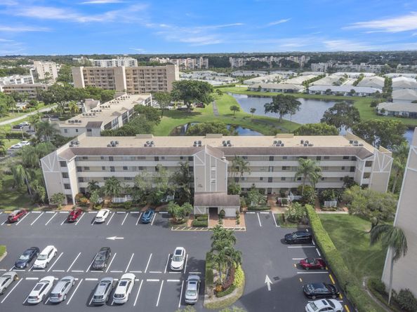 7192 Huntington Lane 407, Delray Beach FL 33446