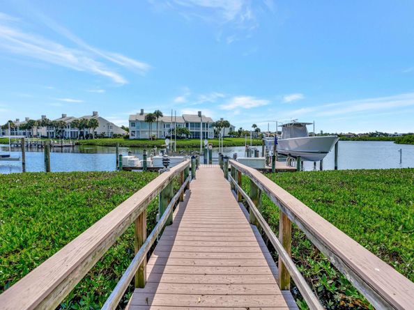 372 Spyglass Way, Jupiter FL 33477
