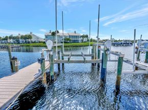 372 Spyglass Way, Jupiter FL 33477