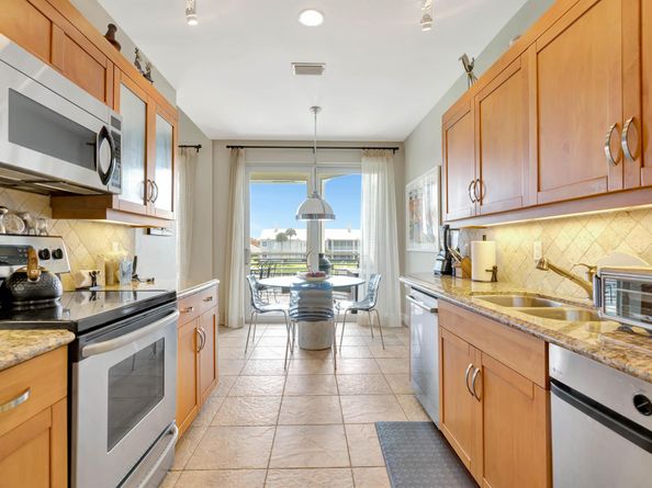372 Spyglass Way, Jupiter FL 33477