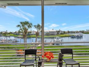 372 Spyglass Way, Jupiter FL 33477