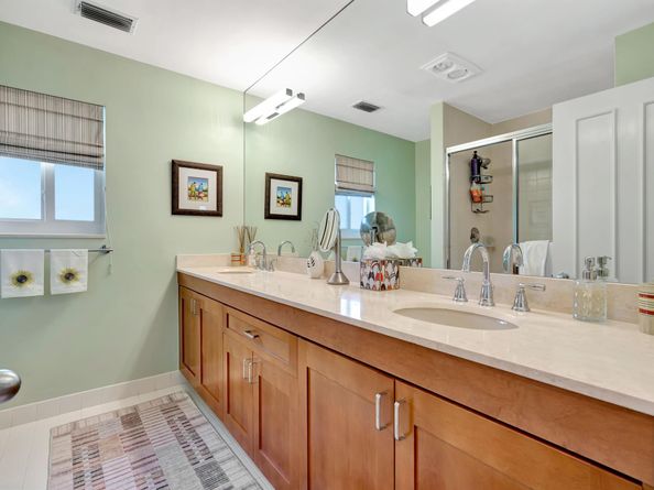 372 Spyglass Way, Jupiter FL 33477