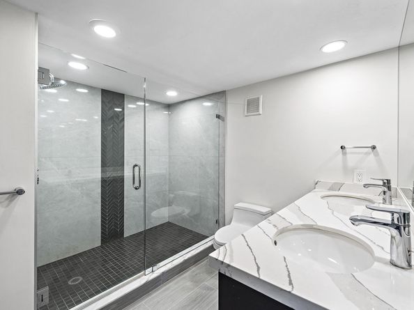 5510 N Ocean Drive 23c, Singer Island FL 33404