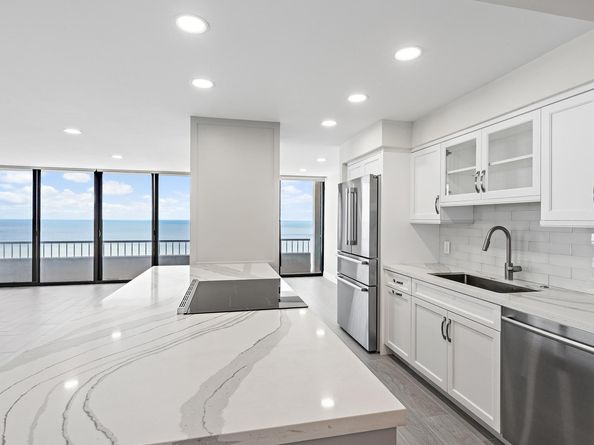 5510 N Ocean Drive 23c, Singer Island FL 33404