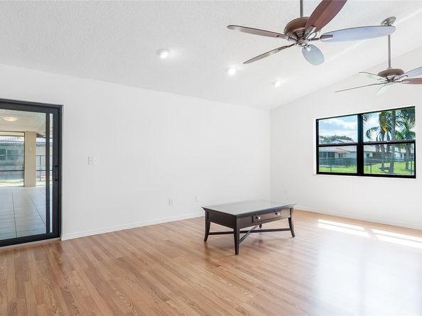 15600 Huntridge Rd, Davie FL 33331