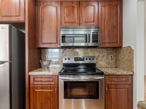15600 Huntridge Rd, Davie FL 33331