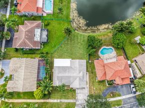 15600 Huntridge Rd, Davie FL 33331