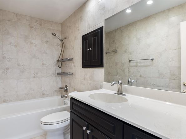 15600 Huntridge Rd, Davie FL 33331