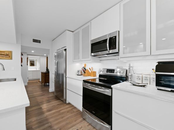 799 Jeffery Street 202, Boca Raton FL 33487