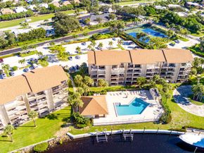 1601 Marina Isle Way 204, Jupiter FL 33477