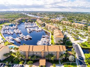 1601 Marina Isle Way 204, Jupiter FL 33477