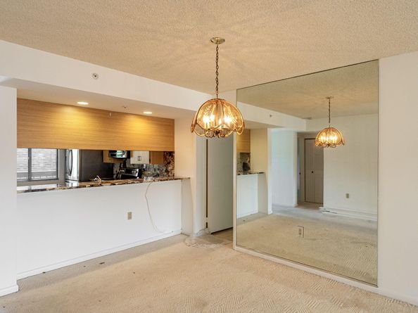 1601 Marina Isle Way 204, Jupiter FL 33477