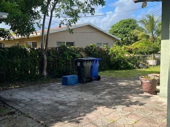 2800 SW 4th Court, Fort Lauderdale FL 33312