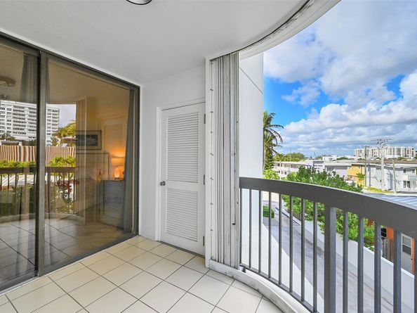 812 N Ocean Blvd 202, Pompano Beach FL 33062