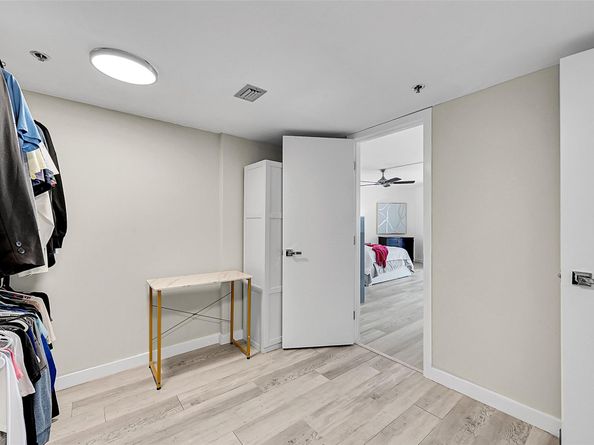 812 N Ocean Blvd 202, Pompano Beach FL 33062