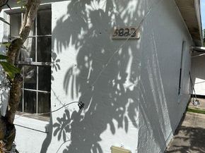 5823 S 37th Court, Greenacres FL 33463