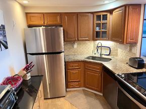 3200 NE 36th St 703, Fort Lauderdale FL 33308