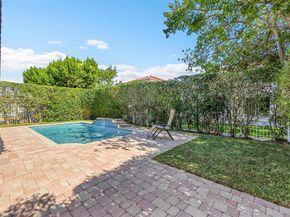 5305 NW 126th Dr, Coral Springs FL 33076