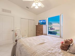 113 Sugarwood Crescent, Royal Palm Beach FL 33411