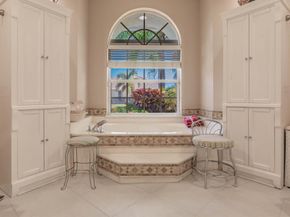 113 Sugarwood Crescent, Royal Palm Beach FL 33411