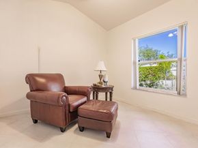 113 Sugarwood Crescent, Royal Palm Beach FL 33411