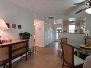 2801 Somerset Dr 211, Lauderdale Lakes FL 33311