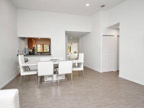 6825 Bridlewood Court, Boca Raton FL 33433