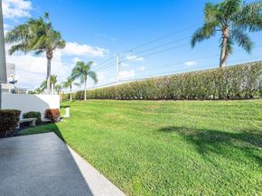 5097 Robino Circle, West Palm Beach FL 33417