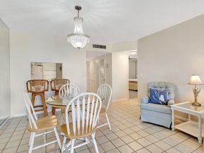 105 Paradise Harbour Boulevard 307, North Palm Beach FL 33408