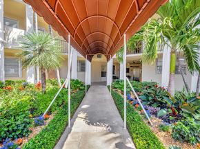 105 Paradise Harbour Boulevard 307, North Palm Beach FL 33408