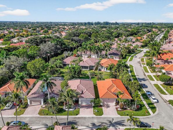 8813 Downing Street, Boynton Beach FL 33472