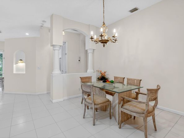 8813 Downing Street, Boynton Beach FL 33472