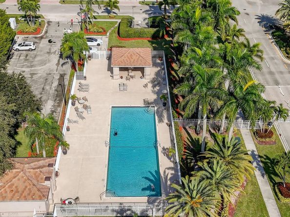 8813 Downing Street, Boynton Beach FL 33472