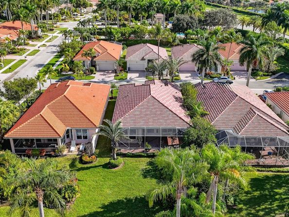 8813 Downing Street, Boynton Beach FL 33472