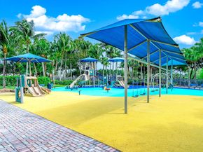 9147 Dupont Place, Wellington FL 33414