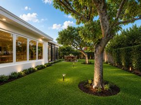 1730 SW 97th Place, Miami FL 33165