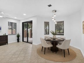 2883 Kinsington Circle, Weston FL 33332