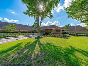 9660 Sunrise Lakes Boulevard 306, Sunrise FL 33322