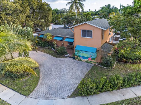 40 SW 9th Court, Pompano Beach FL 33060