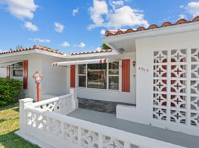 4915 NW 51st Avenue NW, Tamarac FL 33319