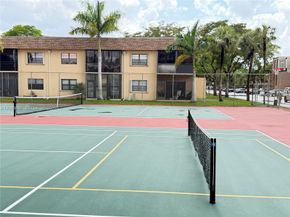 101 Berkley Road 101, Hollywood FL 33024