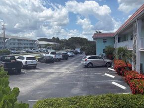 117 Lehane Terrace 210, North Palm Beach FL 33408
