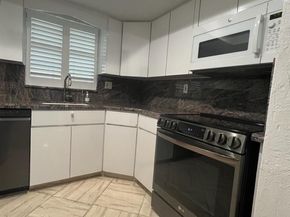 117 Lehane Terrace 210, North Palm Beach FL 33408