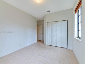 1695 Passion Vine Circle 221, Weston FL 33326