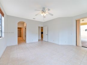1695 Passion Vine Circle 221, Weston FL 33326