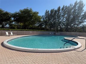 4570 NW 18th Avenue 506, Deerfield Beach FL 33064
