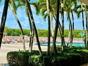 400 Kings Point Drive 928, Sunny Isles Beach FL 33160